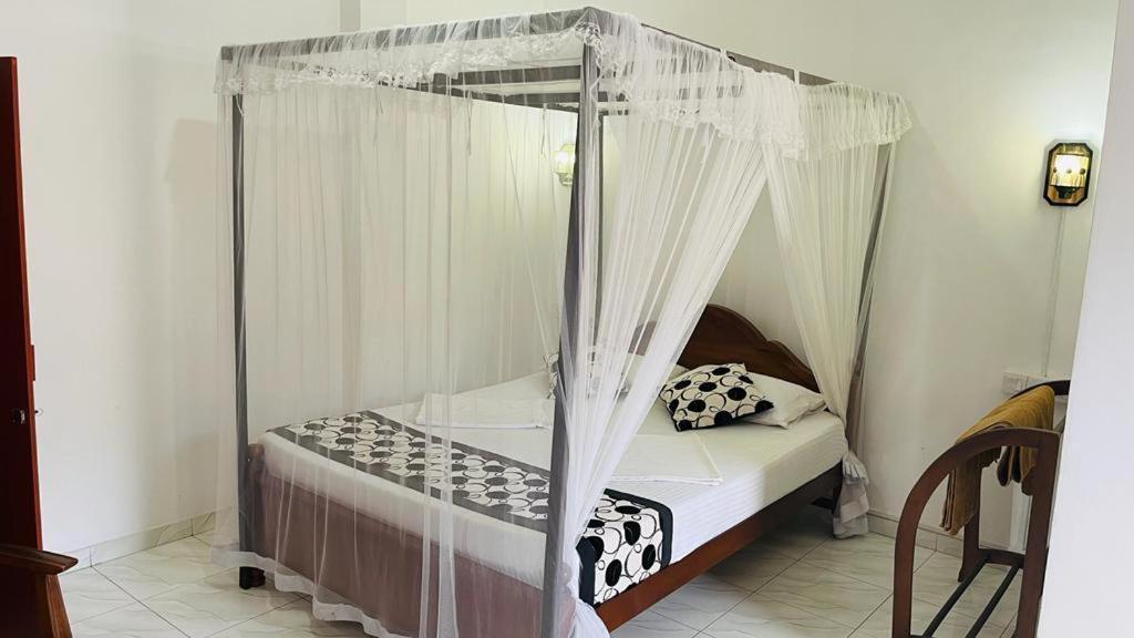 Sunny Mood Guest House Unawatuna Exterior foto