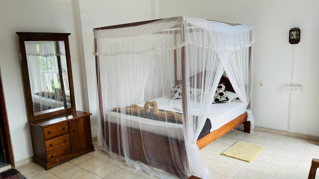 Sunny Mood Guest House Unawatuna Exterior foto