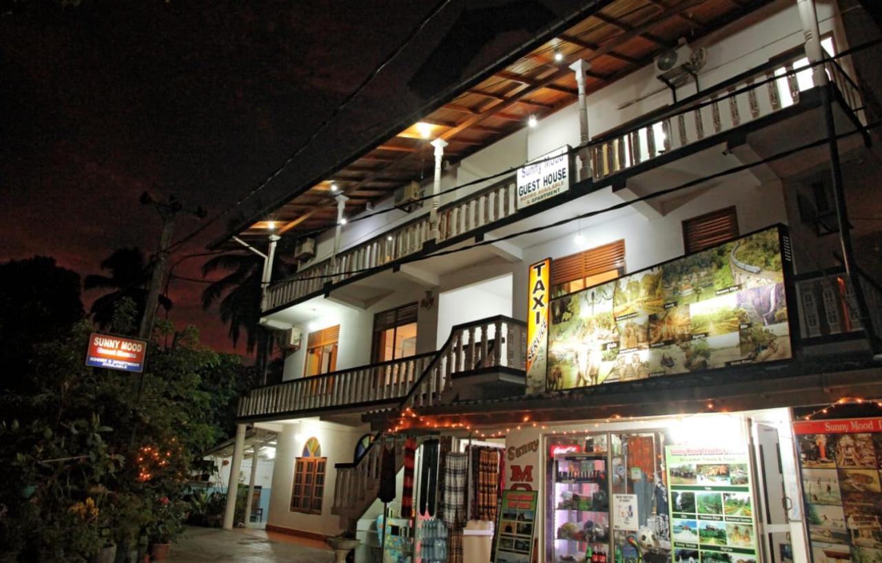 Sunny Mood Guest House Unawatuna Exterior foto